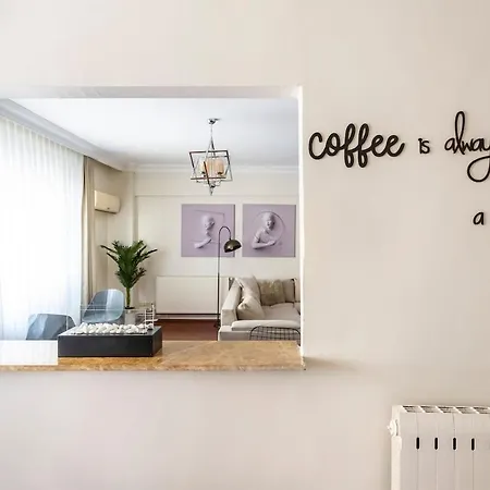Huge 2br Flat 2 Minutes To Taksim Square Κωνσταντινούπολη