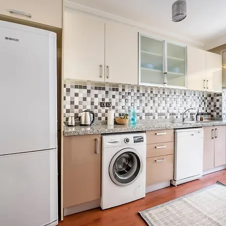 Διαμέρισμα Huge 2br Flat 2 Minutes To Taksim Square *
